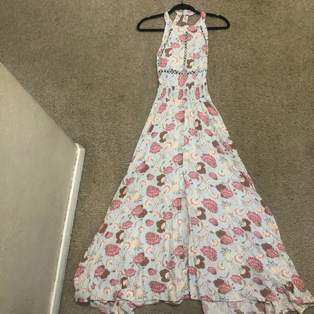 Jaase brand maxi dress, likely in a bohemian floral print such as the 'Alohi' pr - Picture 4 of 11